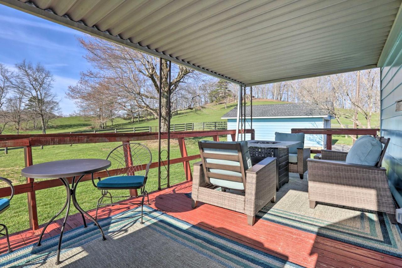 Charming East Bernstadt Retreat Less Than 6 Acre Farm! Bagian luar foto