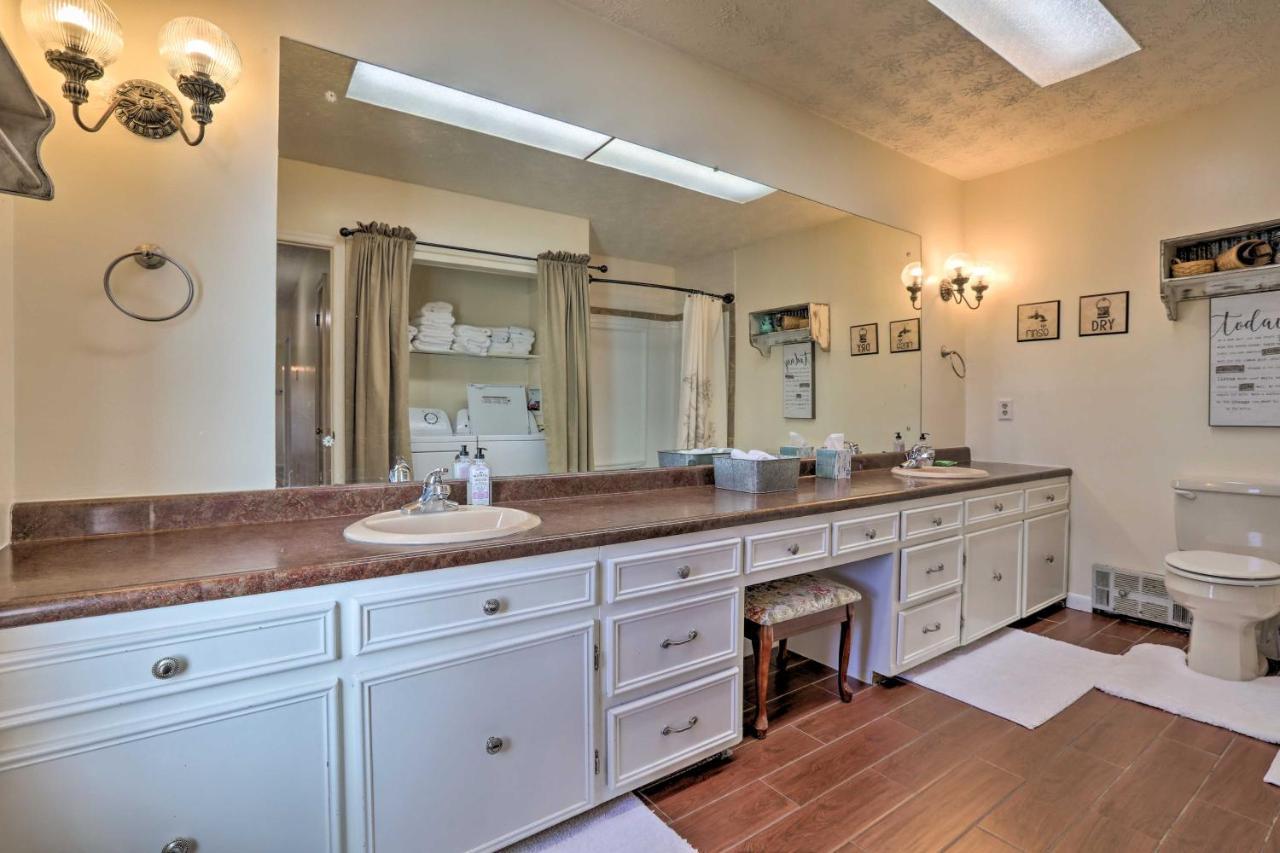 Charming East Bernstadt Retreat Less Than 6 Acre Farm! Bagian luar foto